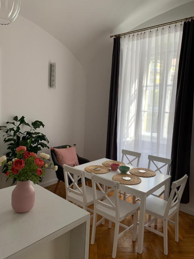 Forst-Haz Apartman Eger Exterior photo
