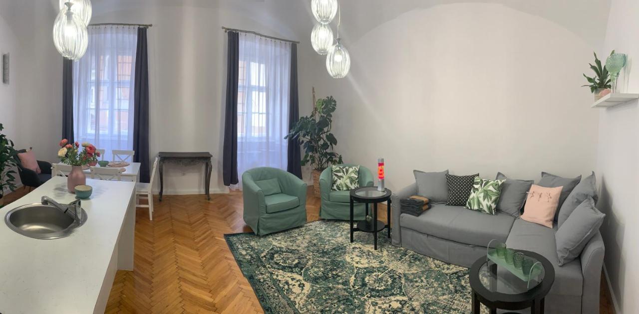 Forst-Haz Apartman Eger Exterior photo