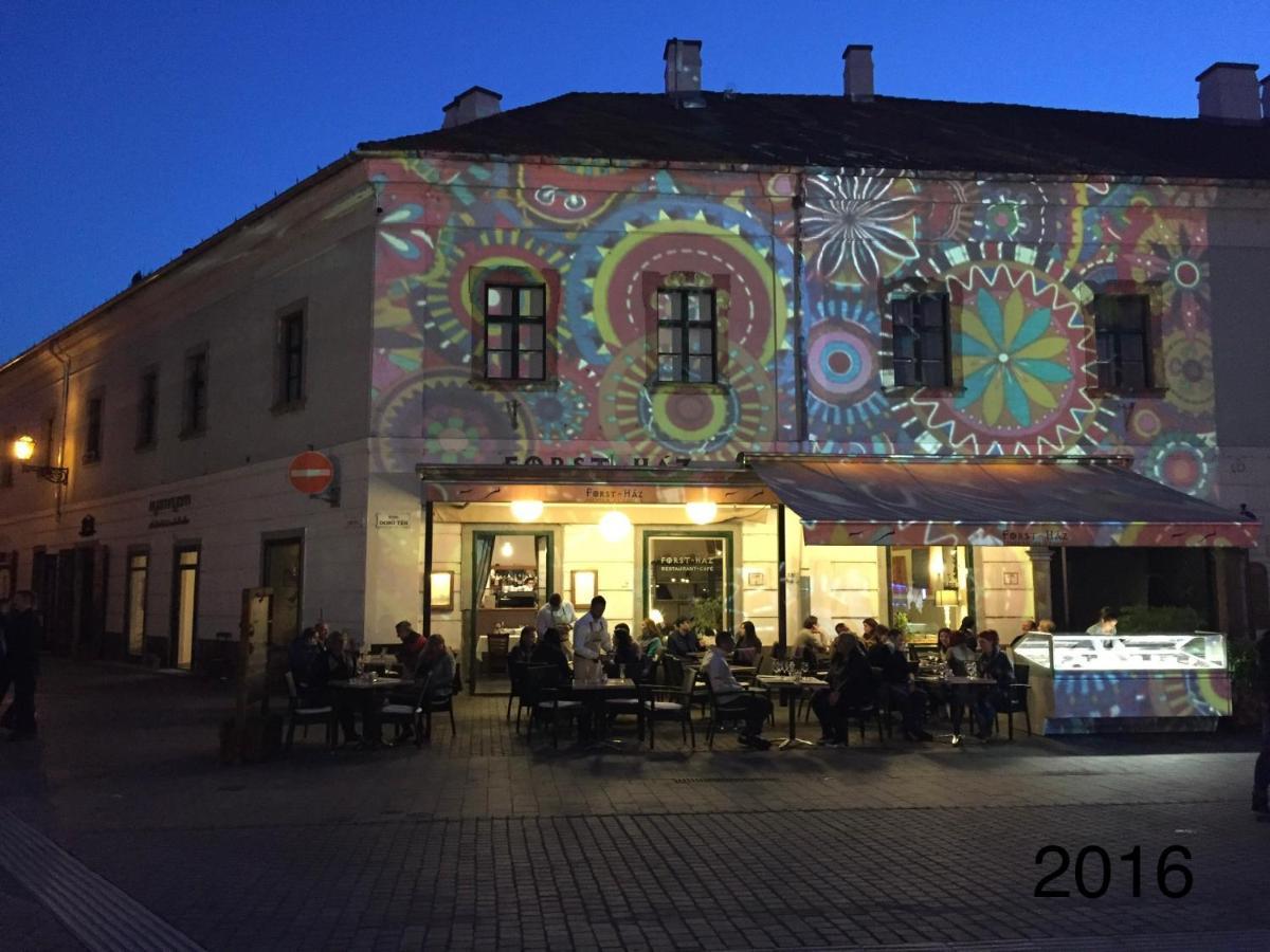 Forst-Haz Apartman Eger Exterior photo